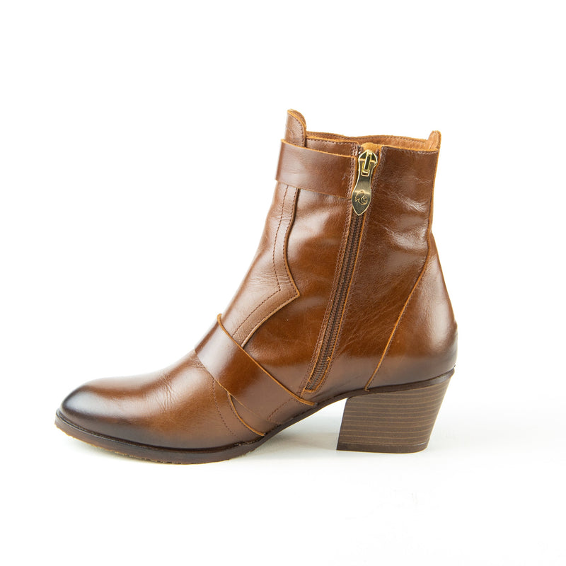 AMELIA brown leather bootie 