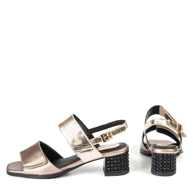 CELINE classy heeled gold sandal