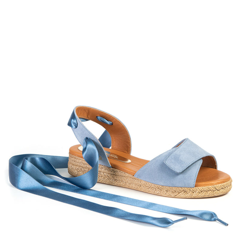Sandale bleue à rubans 2046