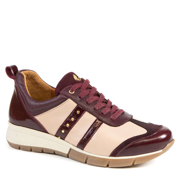 MILA burgundy and nude classy sneaker